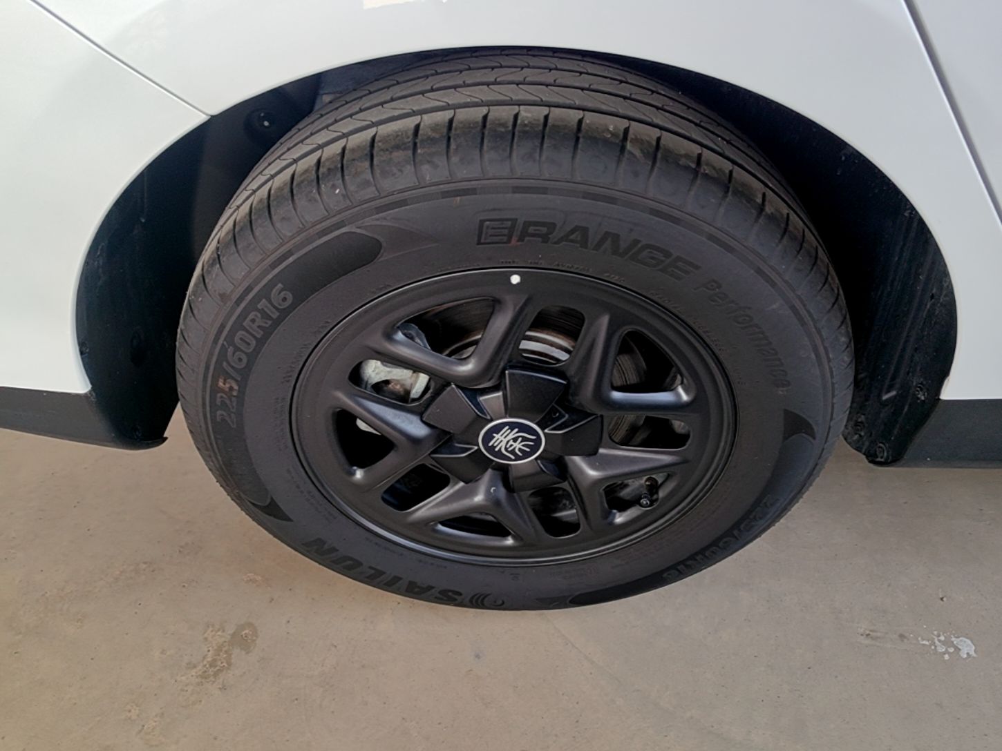 BYD Qin PLUS 2025 DM-i Smart Drive 55KM Leading Model — снимка 11