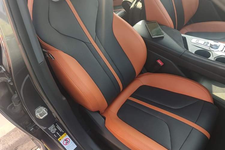Used CHANGAN UNI-V 2024 1.5T Prestige Sport Edition
