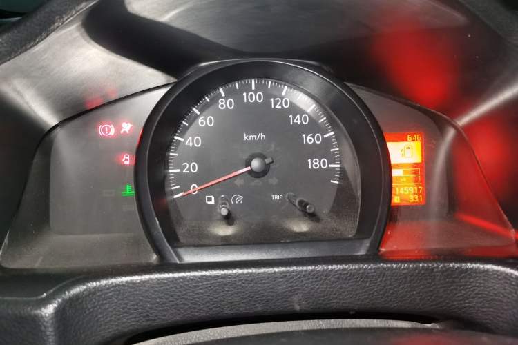 Used Nissan NV200 2011 1.6L 223 Seats Deluxe Version Instrument Cluster