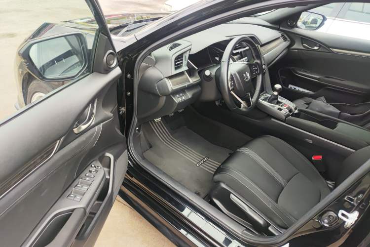 Used Honda Civic 2021 HATCHBACK 220TURBO Manual Driving Pleasure Control