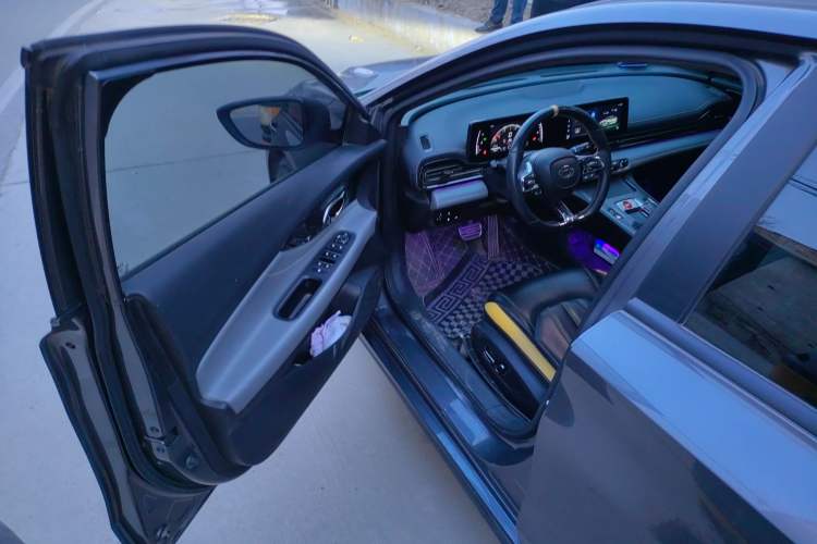 Used GAC Trumpchi EMPOW 2021 270T DCT J15 Version Driver Seat