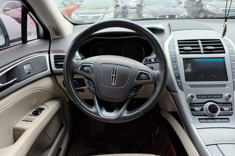 Used Lincoln MKZ 2019 2.0T Luxury Edition China VI Standard