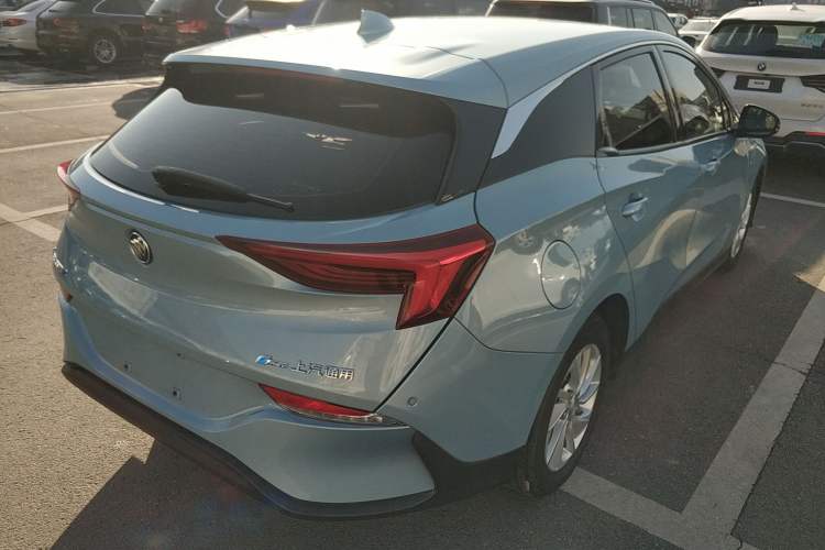 Used Buick Velite 6 2020 Plug-in Hybrid Connected Fashion Model
