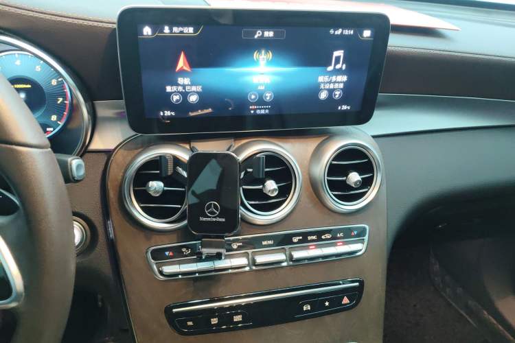 Used Mercedes-Benz GLC 2020 Facelift GLC 260 L 4MATIC Luxury Edition
