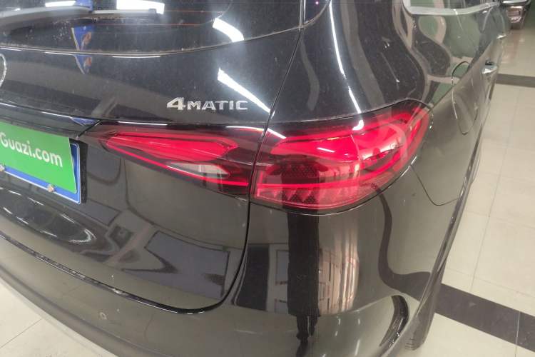 Used Mercedes-Benz GLC 2025 Refreshed GLC 300 L 4MATIC Dynamic Version 5 Seats Exterior 3