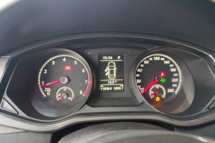 Used Volkswagen Passat 2016 330TSI DSG Luxury Edition Instrument Cluster