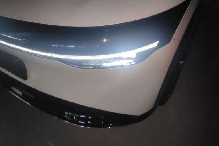 Used Zeekr 7X 2025 75 kWh Rear-Wheel Drive Intelligent Driving Version
