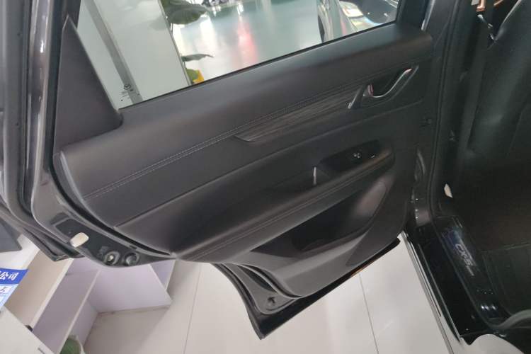 Used Mazda CX-5 2021 2.5L Automatic Two-Wheel Drive ZhiZun Version
