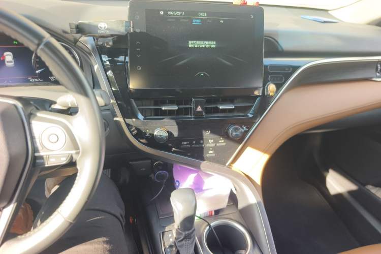 Used Toyota Camry 2021 2.5G Luxury Edition
