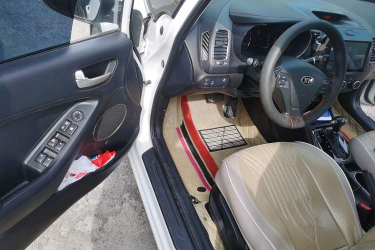 Used Kia K3 2016 1.6L Automatic GLS Driver Seat