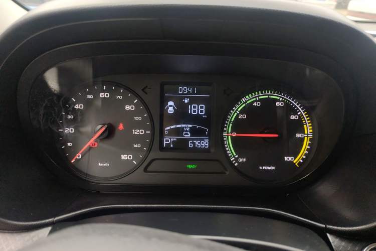 Used Roewe Clever 2022 311km QiQi BoBo Edition