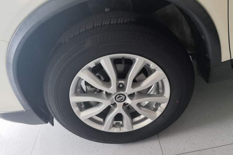 Used Nissan X-Trail 2021 2.0L CVT 2WD XL ITS Comfort Commemorative Edition Left Front Wheel Hub