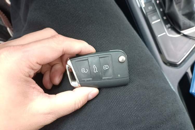 Used Volkswagen Tharu 2023 300TSI Two-Wheel-Drive Moonlight Edition Vehicle Key