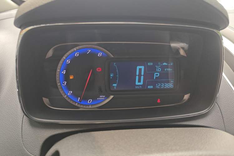 Used Chevrolet Trax 2016 1.4T Automatic Two-Wheel Drive Comfort Version with Sunroof