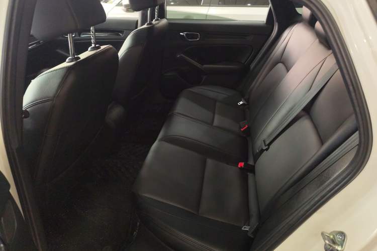 Used Honda Civic 2022 240TURBO CVT Dynamic Edition Left Rear Seat