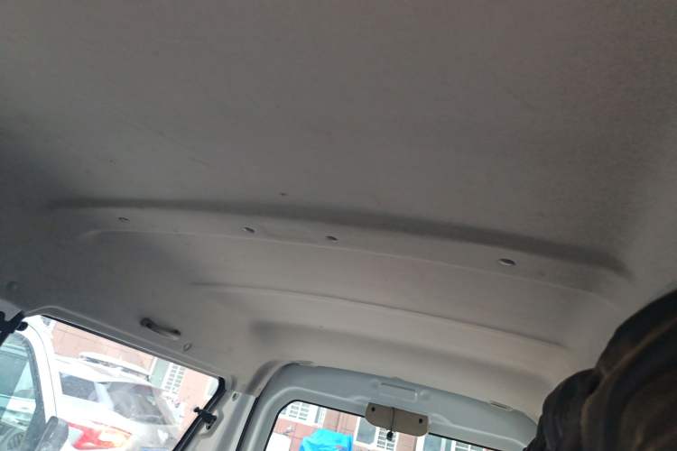 Used Jinbei Hiace X30 2021 1.5L Wealthy Edition Bus China VI Standard SWC15M
