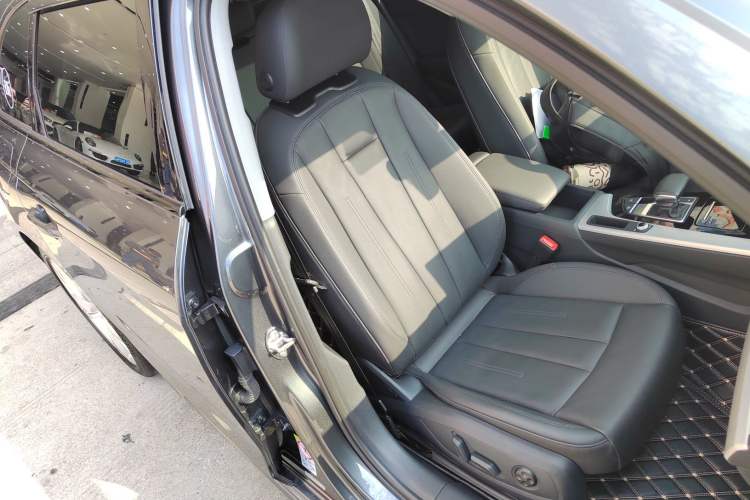 Used Audi A4 2023 Avant 40 TFSI Fashionable and Dynamic Model