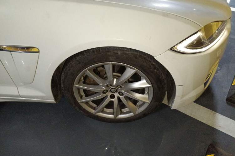 Used Jaguar XF 2013 XF 3.0 SC Prestige Edition
