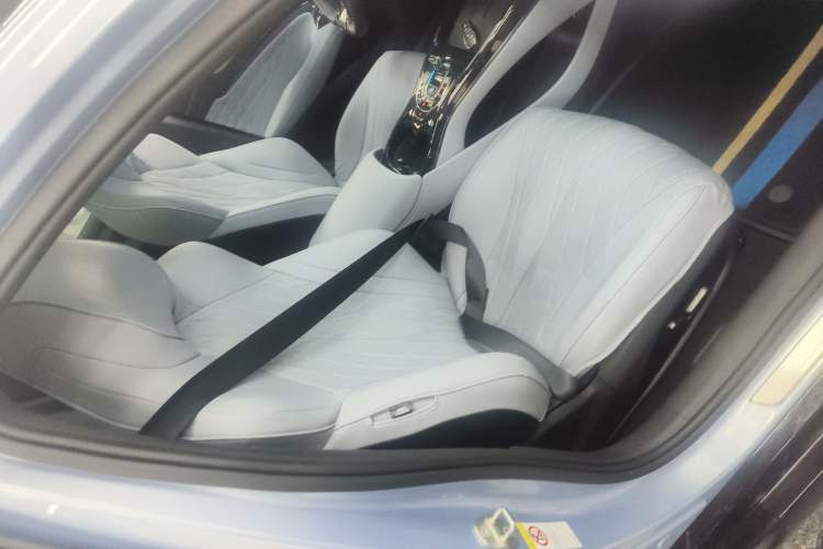 Used BYD Seal 2022 550 km Standard Range Rear-Wheel Drive Elite Version