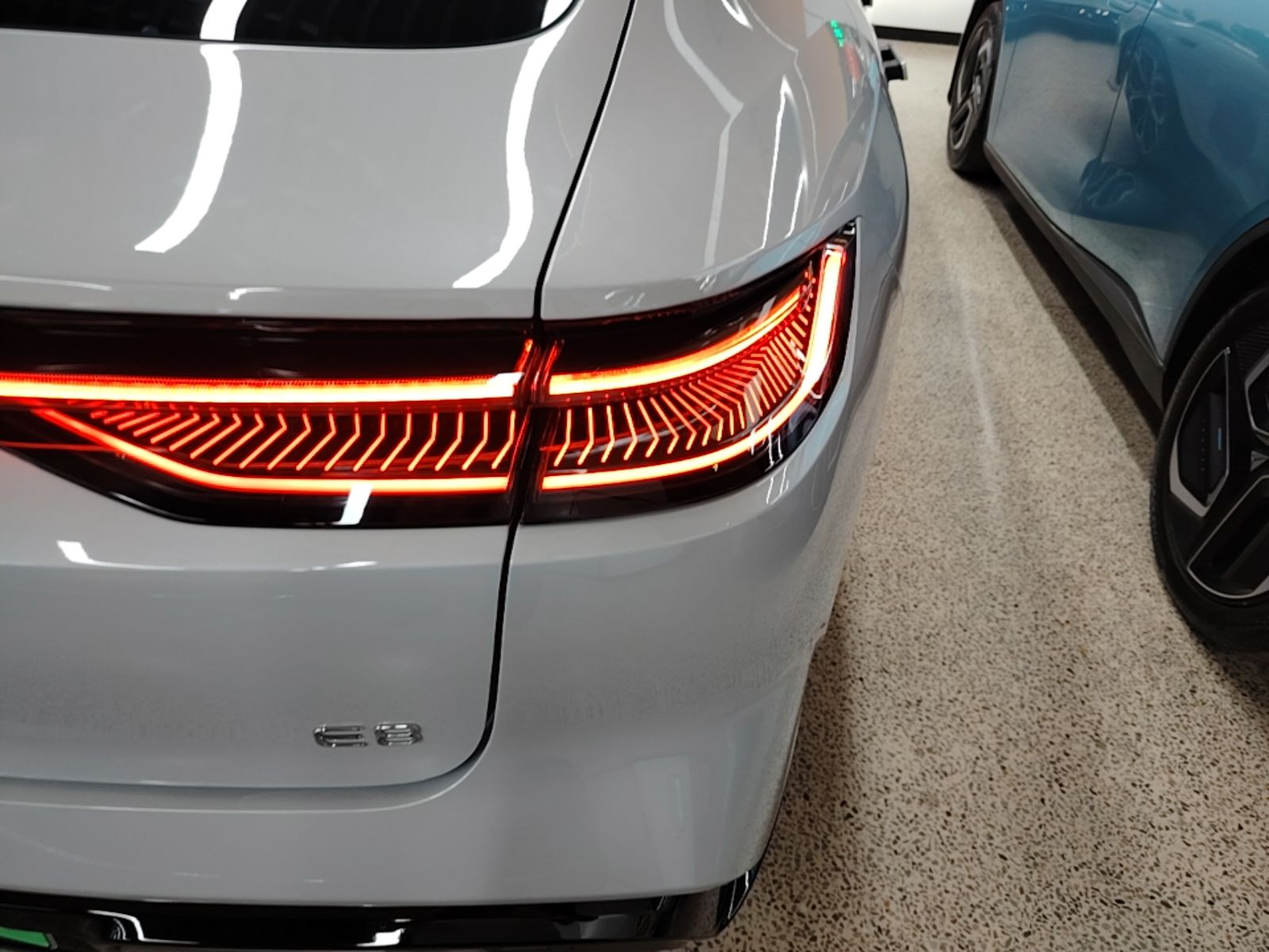 Geely Galaxy E8 2025 700 km Long-Range Intelligent Driving Version — снимка 9