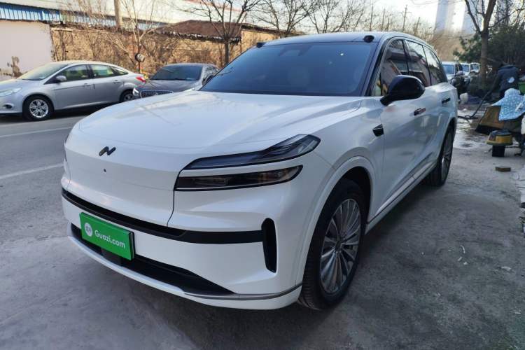 Used ONVO Luxeed L90 2025 Model—Max Six-Seater Version