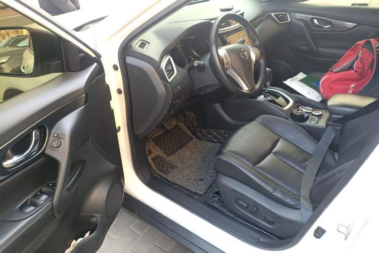 Used Nissan X-Trail 2016 2.5L CVT Sport Edition 4WD
