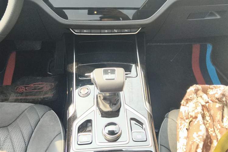 Used Hongqi HS5 2022 Revised Version 2.0T Smart Connect Flagship Edition