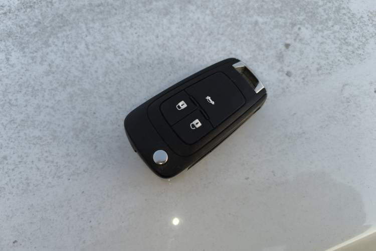 Used Chevrolet Monza 2020 Light Hybrid RS 330T Automatic Comfort Edition
