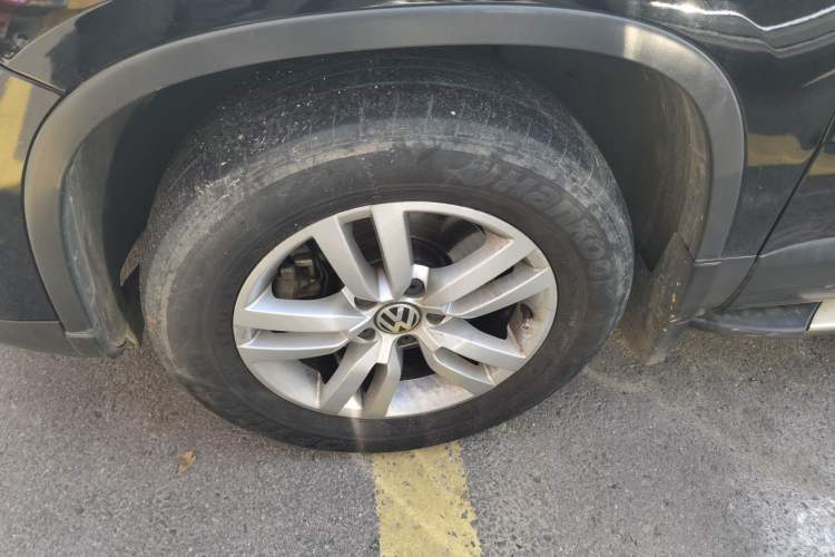 Used Volkswagen Tiguan L 2015 1.8TSI Automatic Two-Wheel Drive Trend Edition
