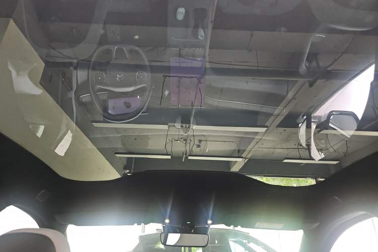 Used Nio EC6 2024 75 kWh Headliner