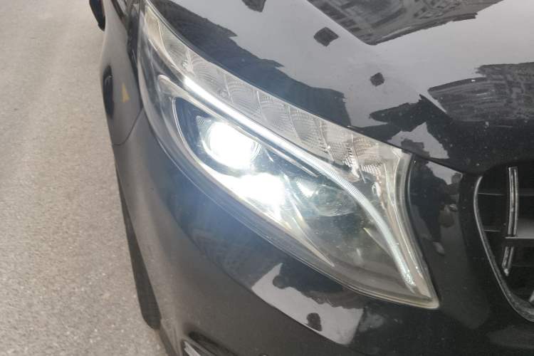 Used Mercedes-Benz Vito 
