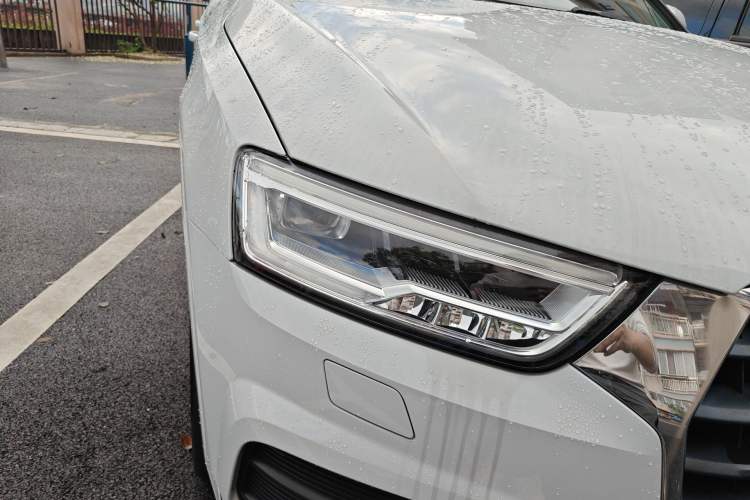 Used Audi Q3 2018 30th Anniversary Edition 30 TFSI Fashion Model
