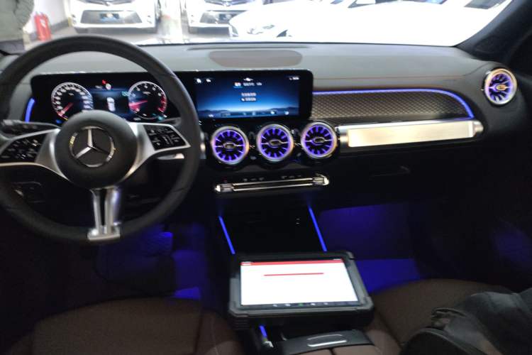 Used Mercedes-Benz GLB 2024 Refresh GLB 220 Dynamic Edition