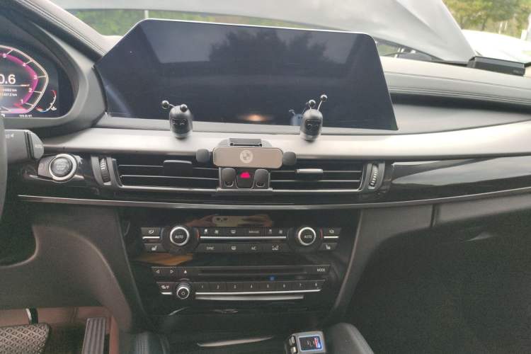 Used BMW X6 2015 xDrive35i U.S. specification
