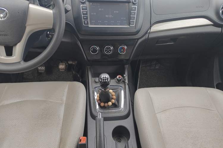 Used HYOSOW S3 2017 1.5L Manual Luxury Model Gear Lever