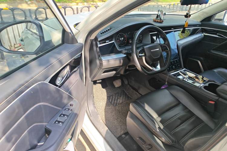 Used Venucia Star 2020 260T Automatic 48V Mild Hybrid Turbocharged Star Edition