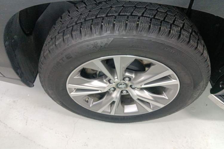 Used Toyota Highlander 2018 2.0T Four-Wheel Drive Elite Edition 7 Seats China VI Standard