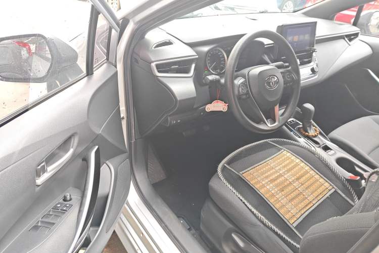 Used Toyota Levin 2022 Dual-Motor 1.8H E-CVT Leading Edition Driver Seat