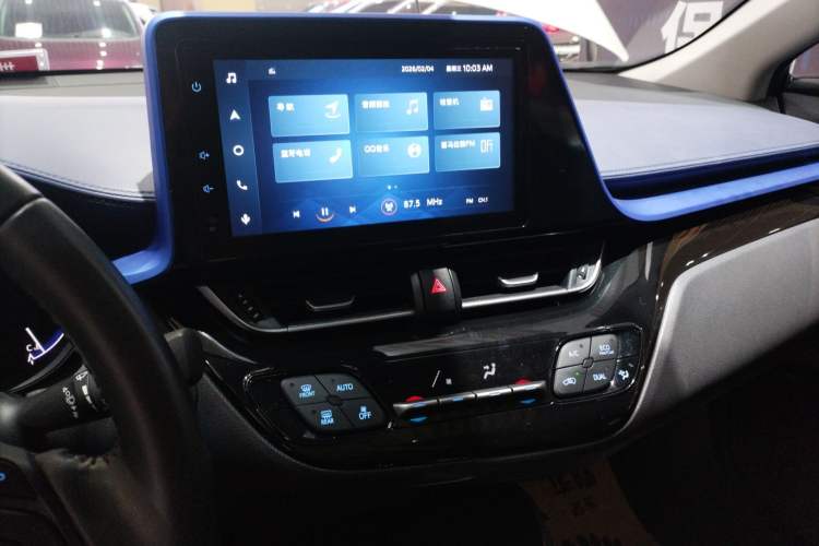 Used Toyota C-HR 2021 Dual-Motor 2.0L E-CVT Luxury Edition Audio And AC Panel