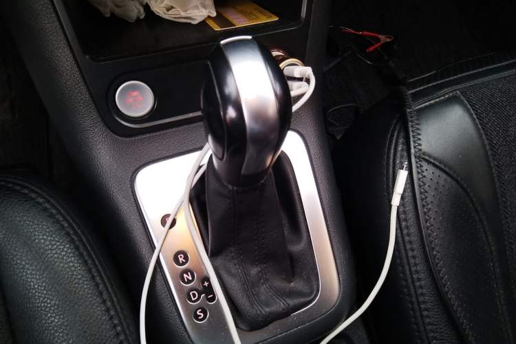 Used Volkswagen Tiguan 2013 1.8TSI Automatic Two-Wheel Drive Trend Edition Gear Lever