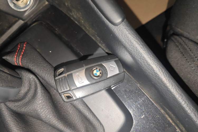 Used BMW X1 2013 sDrive18i Sport Design Package Vehicle Key