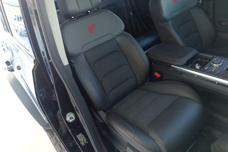 Used JETOUR Traveler 2023 2.0T All-Wheel-Drive CrossPRO
