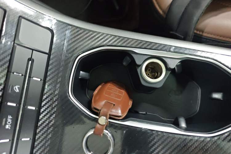 Used Haval H8 2017 2.0T Diesel Two-Wheel Drive Smart Edition
