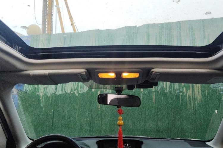 Used Subaru Forester 2013 2.5i Automatic Luxury Edition Headliner