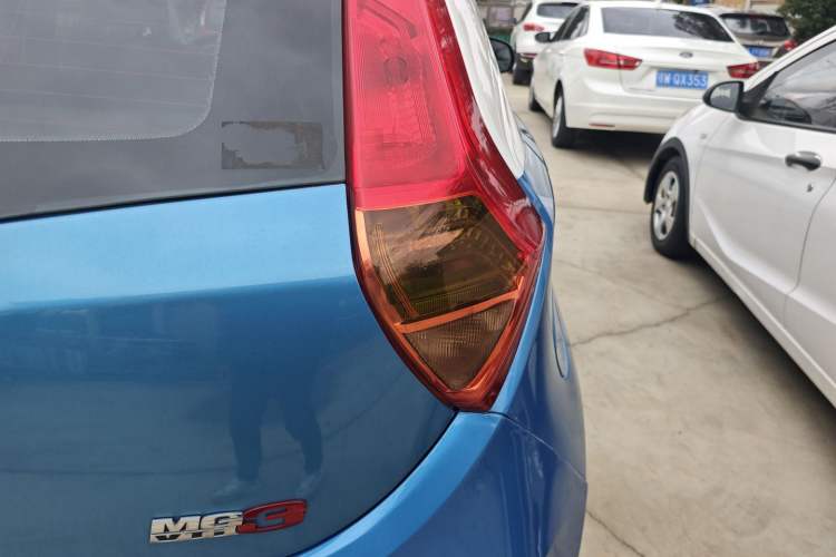 Used MG 3 2014 1.5L AMT Elite Edition
