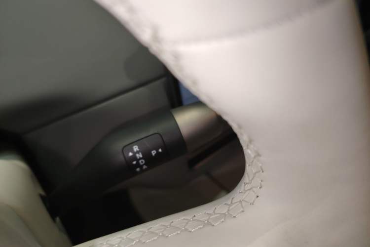 Used Li Auto Li Auto i6 2025 Model Two-Wheel-Drive Standard Type