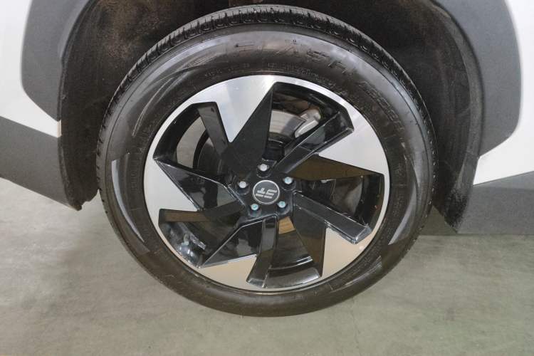 Used JETOUR Shanhai L6 2024 1.5TD DHT ULTRA