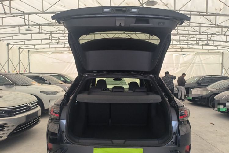 Used Volkswagen ID.4 CROZZ 2022 Long-Range Lite PRO Edition Trunk