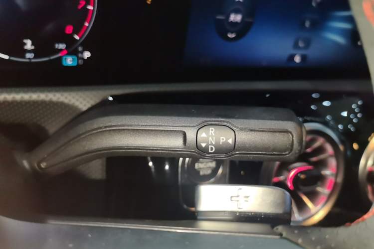 Used Mercedes-Benz A-Class 2024 A 200 L Fashion Model Gear Lever