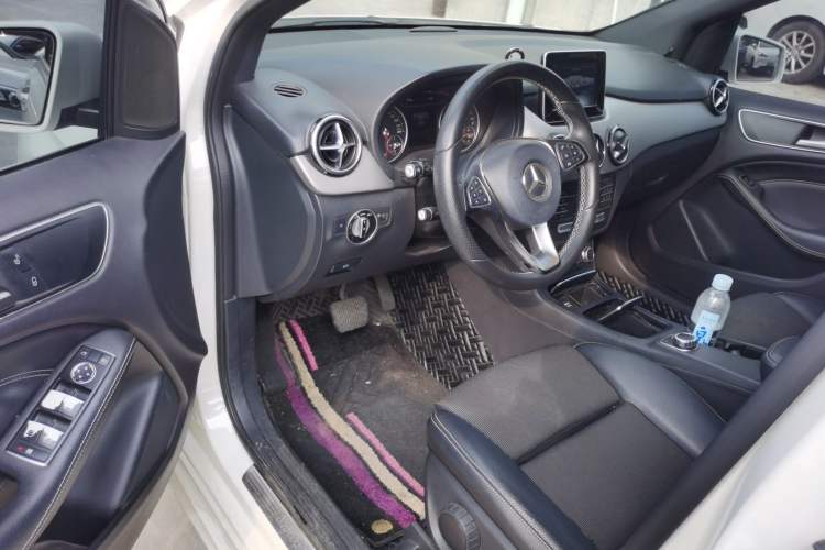 Used Mercedes-Benz B-Class 2015 B 200 Sport Edition
